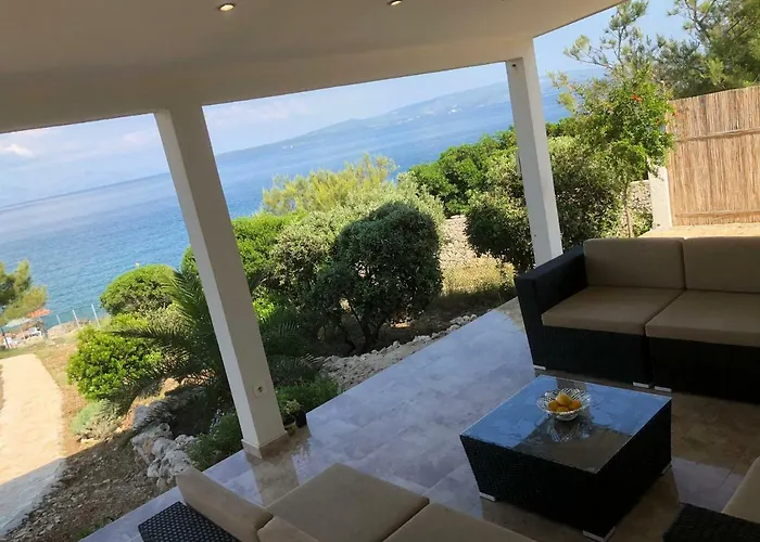House At The Villa *